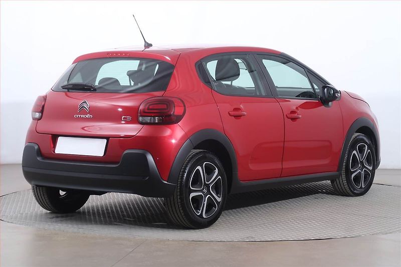 Citroën C3 (2020) Shine 1.2 PureTech, Tempomat - fotka 5 z 23
