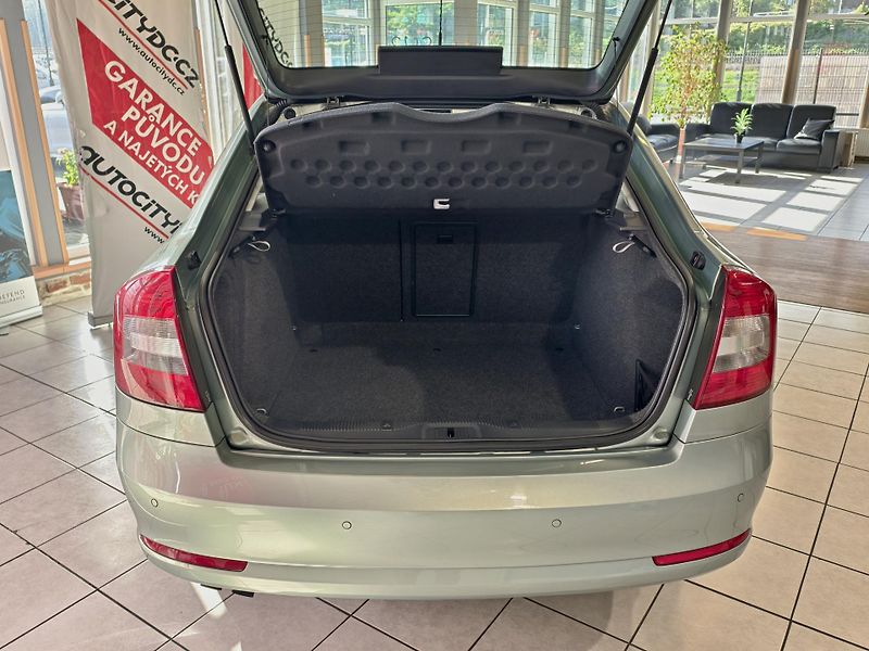 Škoda Octavia 1.4 TSi 90kW DSG PDC, TEMPOMAT - fotka 12 z 22