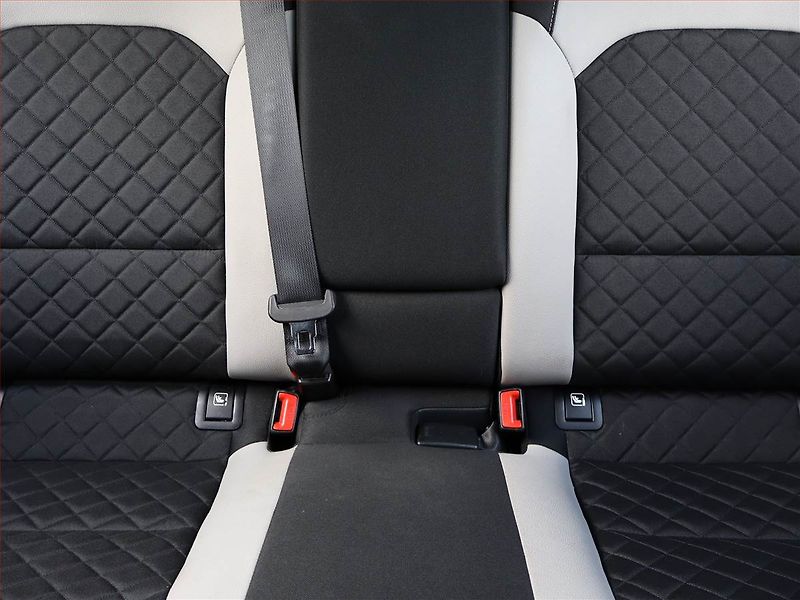 Kia Pro_Ceed (2019) GT-Line 1.4 T-GDI, Serv.kniha - fotka 8 z 17