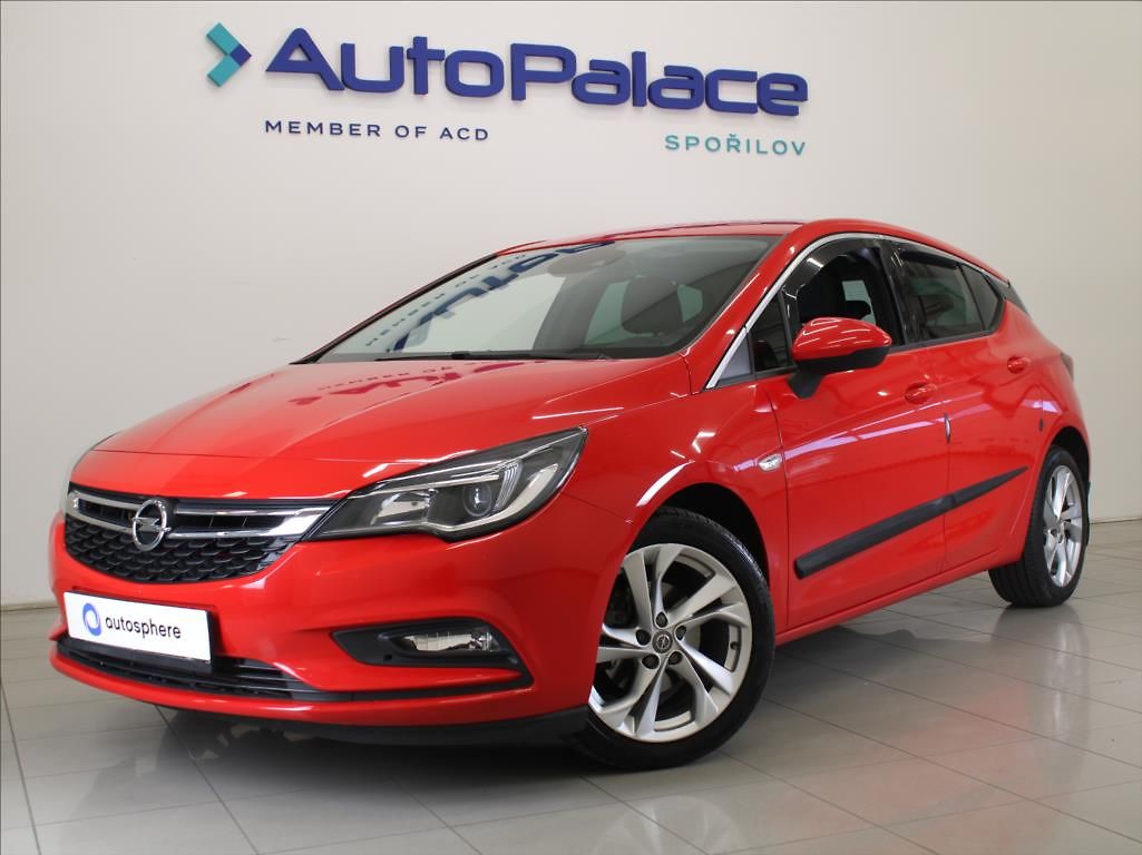Opel Astra 1,4 Turbo 92kW Innov.79tkm! ČR