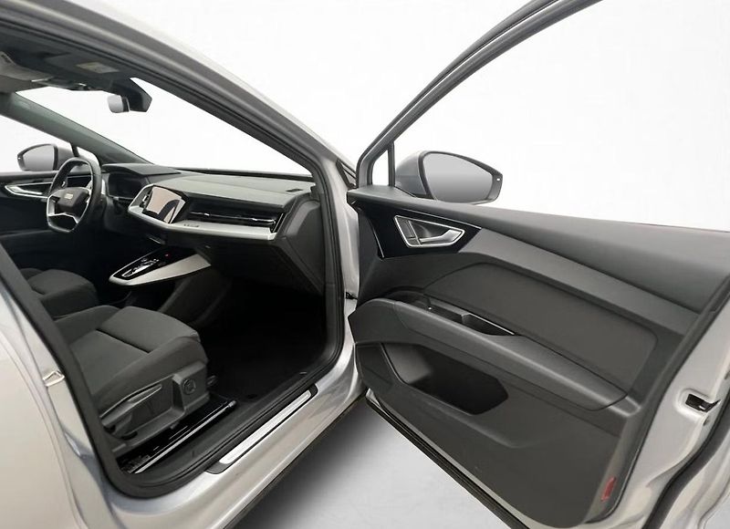 Audi Q4 50 e-tron Q Kamera Matrix - fotka 15 z 31