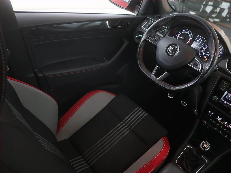 Škoda Rapid (2017) Monte Carlo 1.0 TSI, Bi-Xenony - fotka 7 z 18