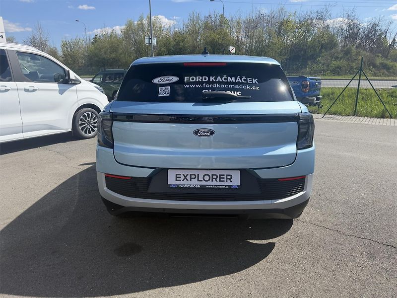 Ford Explorer Premium, SUV, 77 kWh prodlouže - fotka 4 z 22