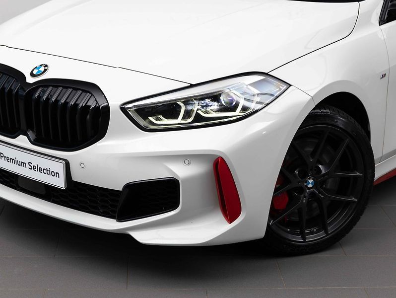 BMW Řada 1 128ti - fotka 7 z 23