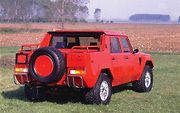 Lamborghini LM002 (1986).
