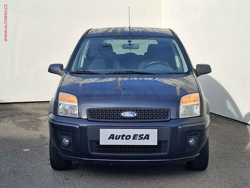 Ford Fusion (2009) 1.4i, 1.maj,ČR, Klima - fotka 2 z 15