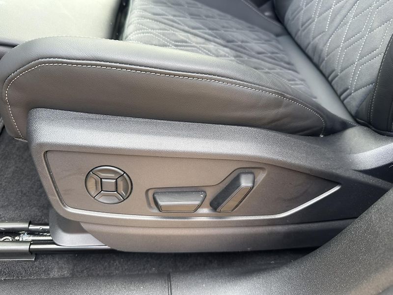Audi Q5 SPORTBACK, S.LINE, HEAD UP - fotka 26 z 28