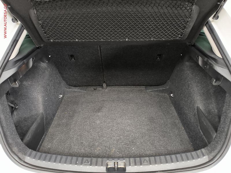 Škoda Scala (2021) 1.5 TSi, ČR, DSG, LED, kamera - fotka 7 z 17