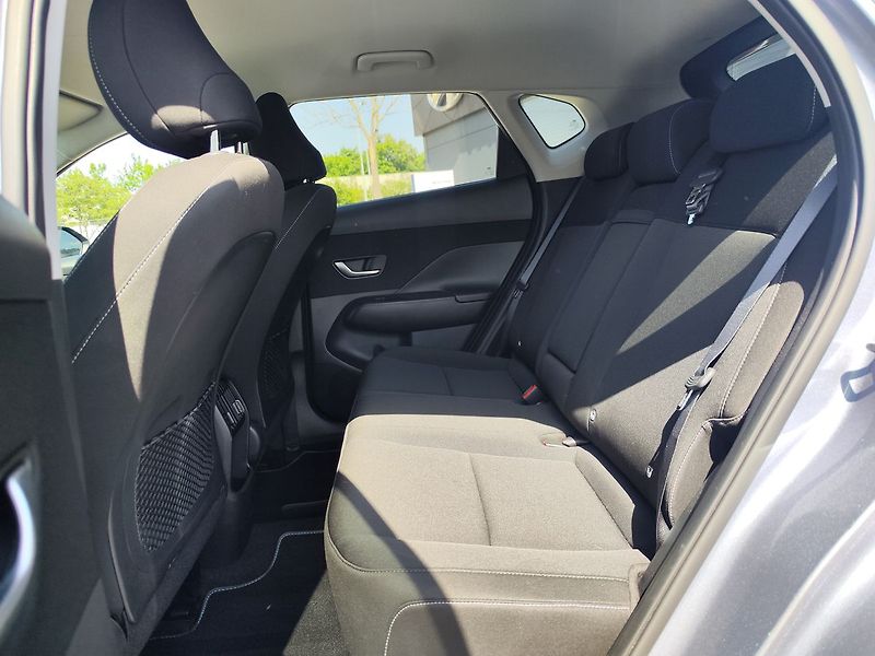 Hyundai Kona 1.6 T-GDi/HEV Smart Tech DCT - fotka 12 z 32