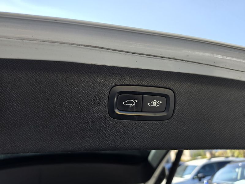 Volvo XC90 2.0D 7 míst TZ  - fotka 7 z 20