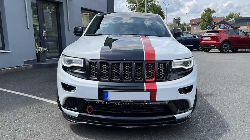 Jeep Grand Cherokee 3.0 CRD V6 SRT paket 184 kW - fotka 6 z 26