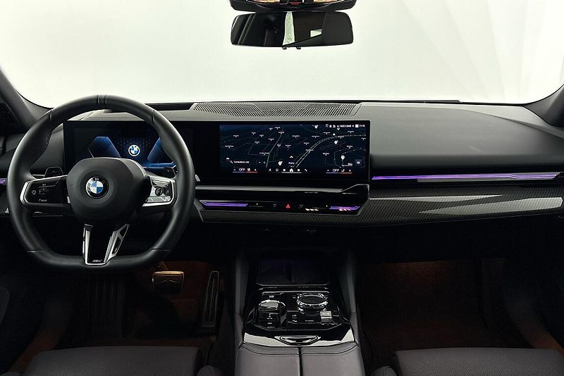 BMW Řada 5 540d xDrive Sedan - fotka 7 z 17