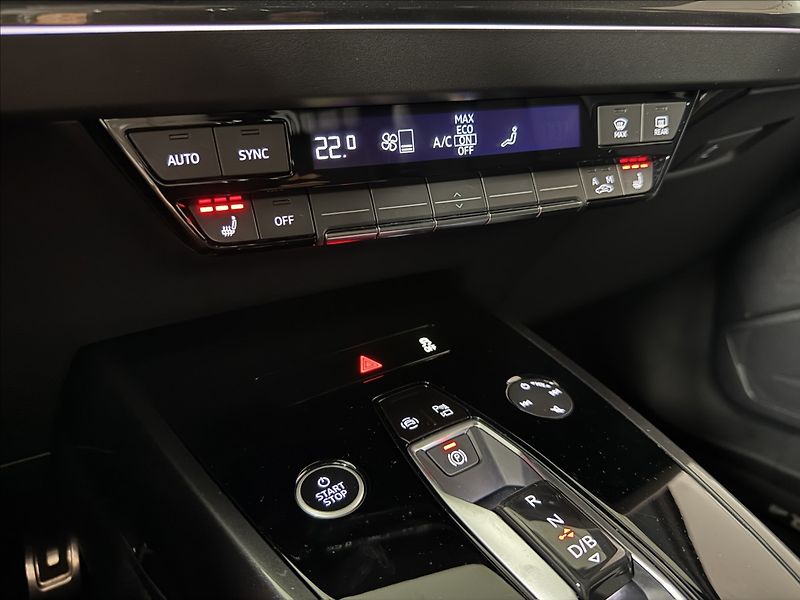Audi Q4 e-tron 40 150kW S-Line LED Kamera - fotka 47 z 50