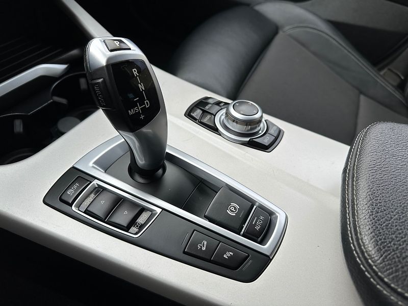 BMW X3 (2015) xDrive20d, ČR, TOP STAV - fotka 11 z 15