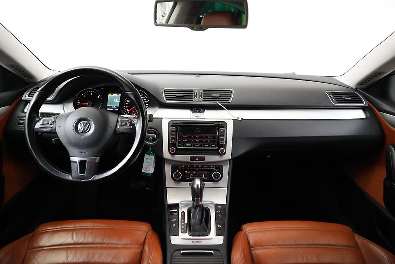 Volkswagen Passat CC - fotka 5 z 23