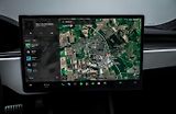 Tesla Model S Plaid AWD Tažné Yoke Panorama - náhled 14