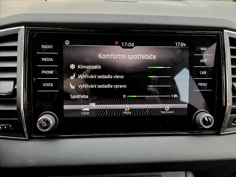 Škoda Karoq 1,6 tdi,navi,výhřev,klima,alu - fotka 29 z 50