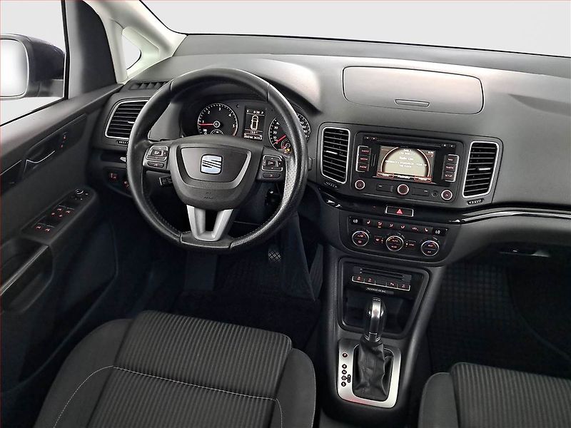 Seat Alhambra (2012) 2.0 TDI, Automat, 7 míst, Navi - fotka 7 z 21