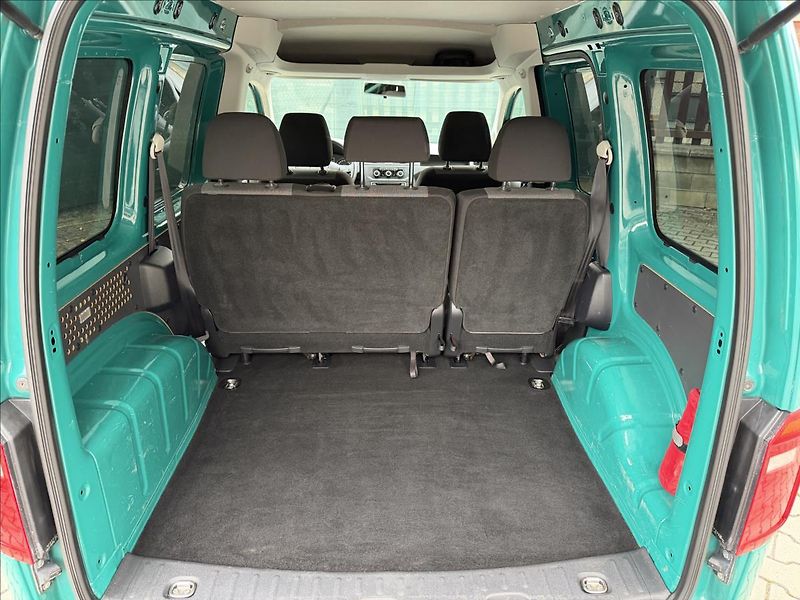 Volkswagen Caddy 2,0 TDI 5míst NAVIGACE - fotka 5 z 23