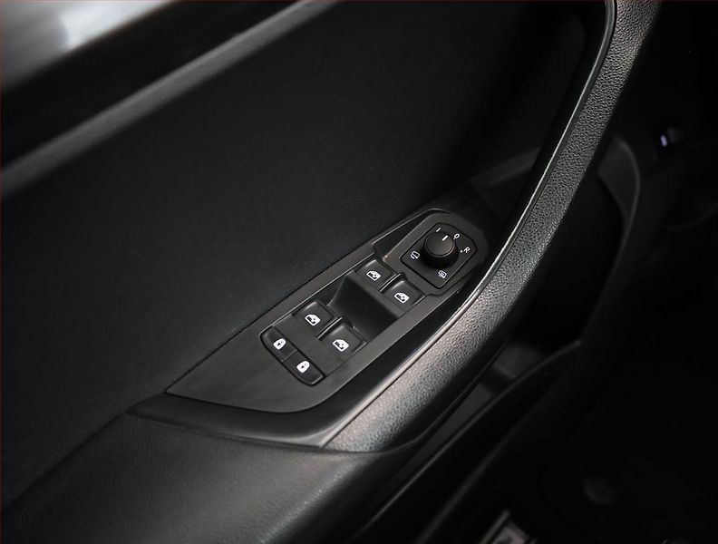 Škoda Karoq (2021) Style 1.5 TSI - fotka 18 z 21