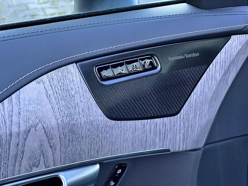 Volvo XC90 B5 AWD Plus, vzduch, ventilace - fotka 8 z 20