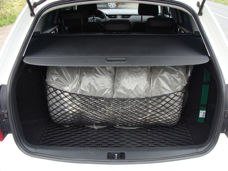 Škoda Octavia 1.6 TDi, 66 kW, klimatizace - fotka 12 z 24