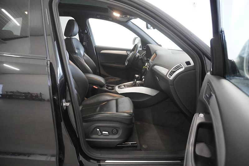 Audi SQ5 3.0 TDi QUATTRO AUTOMAT - fotka 30 z 39