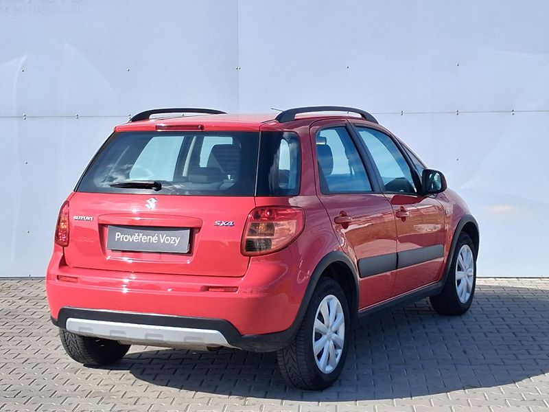 Suzuki SX4 1.6 VVT 88Kw - fotka 2 z 20