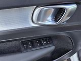 Volvo XC40 T5 2,0 182kW AUT 4x4 KŮŽE -DPH - náhled 26