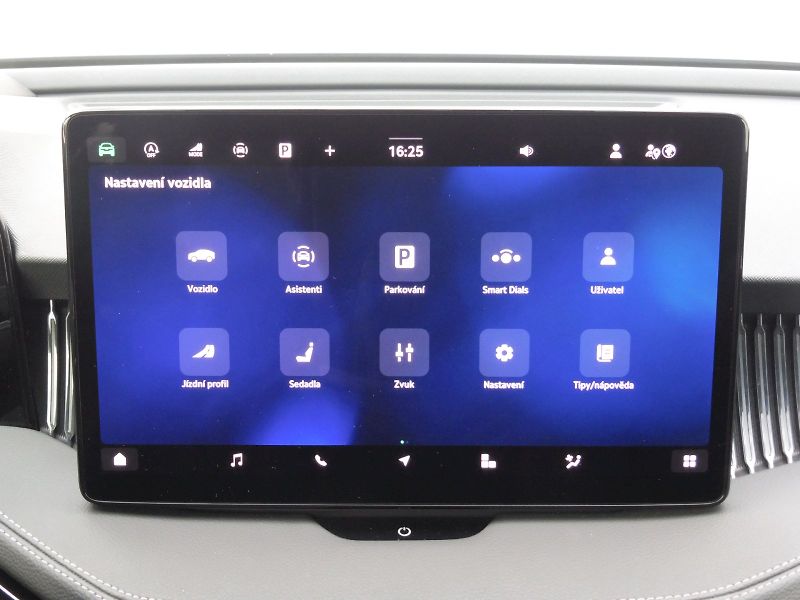 Škoda Superb (2025) Combi L&K 2,0 TDI 110kW DSG - fotka 14 z 30