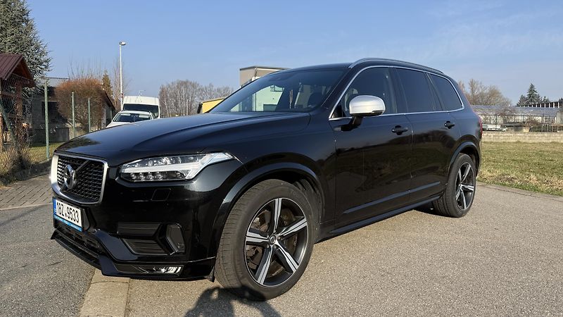 Volvo XC90 (2018) D5 R-DESIGN SERVIS VOLVO  - fotografie inzerátu