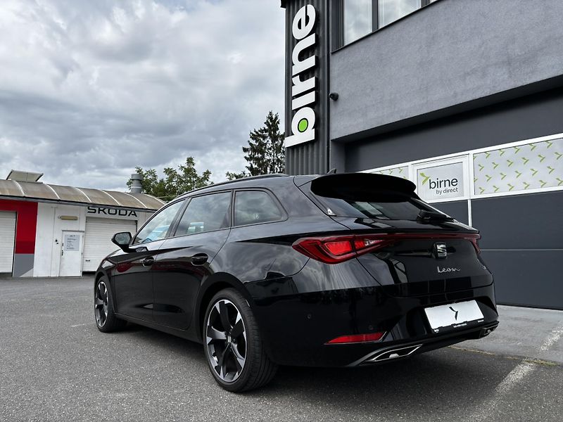 Seat Leon (2023) Sportstourer FR 1.5 TSI  - fotka 4 z 16