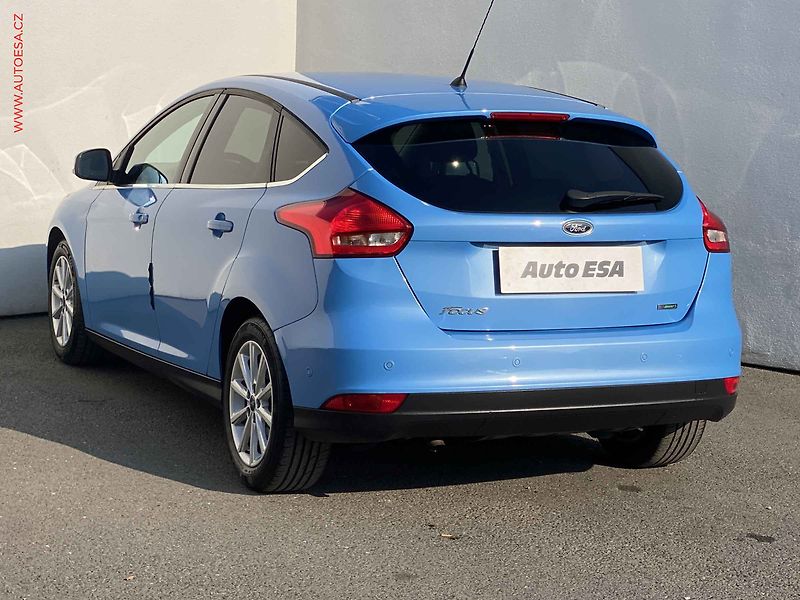 Ford Focus (2016) 1.0 EB, ČR, Titanium - fotka 6 z 16