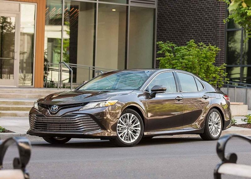 Toyota Camry míří do Česka