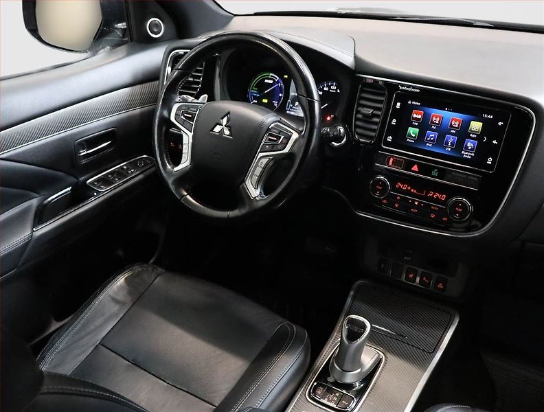 Mitsubishi Outlander (2019) 2.4 PHEV - fotka 7 z 22
