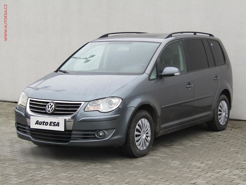 Volkswagen Touran (2006) 1.4TSi, autoAC, temp - fotka 3 z 15