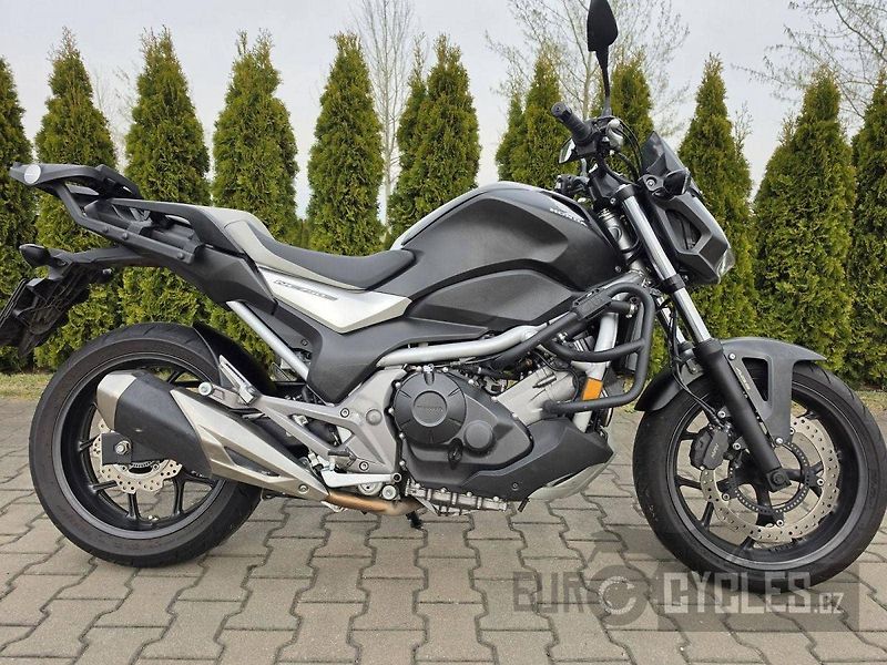 Honda NC 750 S ABS (2018) - fotka 3 z 17