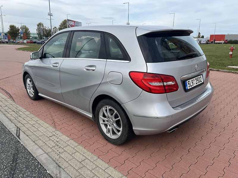 Mercedes-Benz Třídy B 180 CDi ČR - fotka 7 z 32