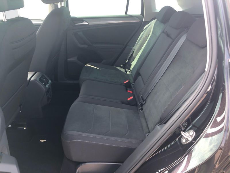 Volkswagen Tiguan 1,5 TSI - fotka 12 z 29