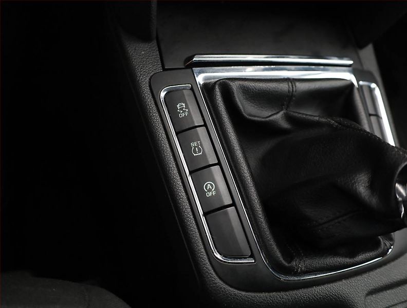 Škoda Superb (2015) 2.0 TDI, Serv.kniha, Tempomat - fotka 10 z 17