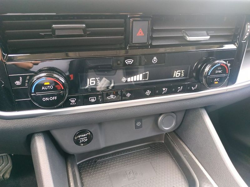 Nissan Qashqai 1.3T mHEV AT,2WD, SKLADEM - fotka 22 z 27