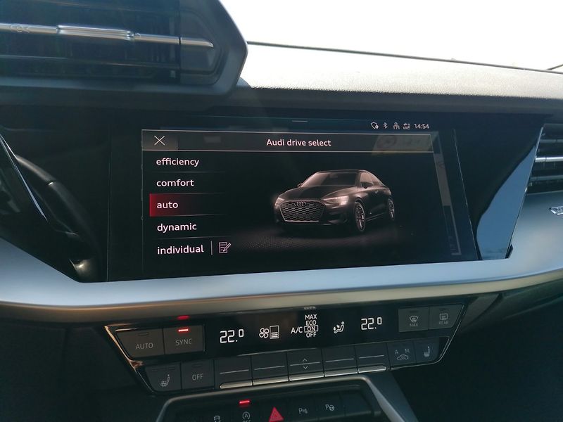Audi A3 (2022) 35 TDi S-Tronic Kůže ACC - fotka 17 z 32