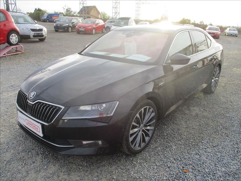 Škoda Superb 2,0 TDI, L&K,serv.historie,CZ - fotka 3 z 46