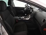 Peugeot 3008 (2014) 1.6 HDi, Automat, Navi - náhled 9