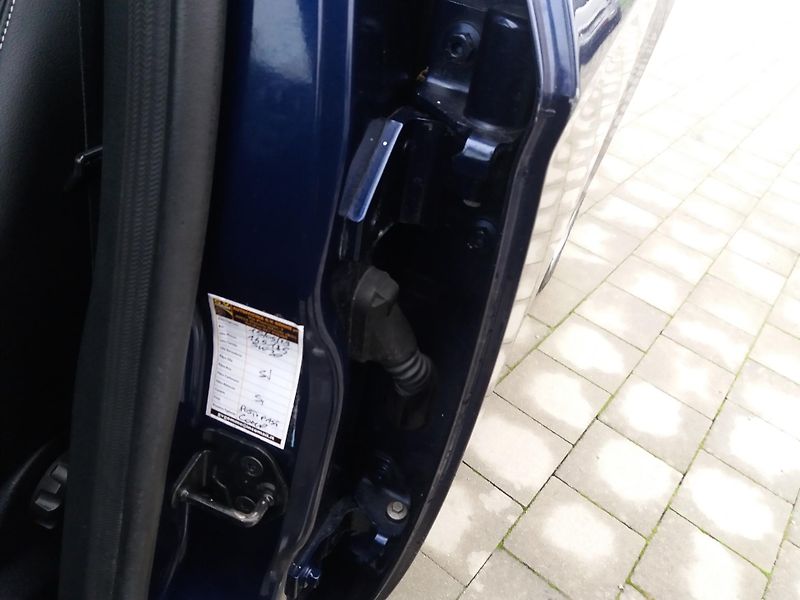 Ford Mondeo 2.0TDCi,103kW,KŮŽE,SERV.KNÍŽKA - fotka 18 z 18