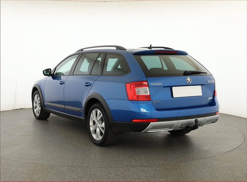 Škoda Octavia (2015) 2.0 TDI 4x4, 4X4, Serv.kniha - fotka 4 z 19