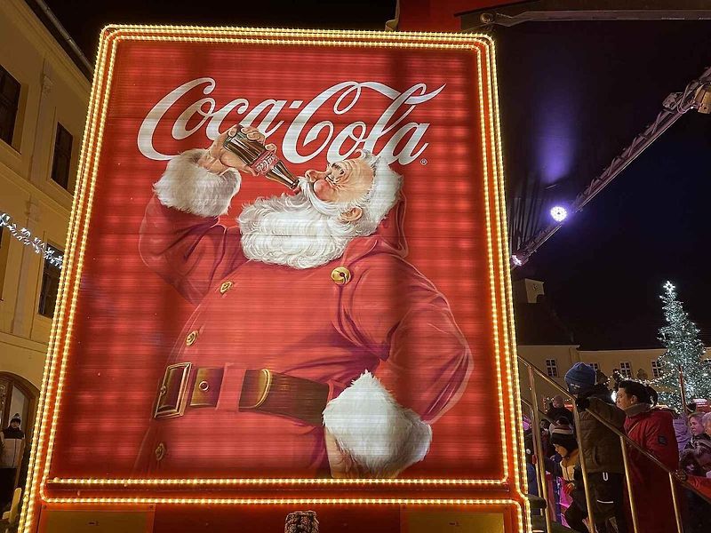Vánoční kamion Coca-Coly se Santou dorazil do Frýdku-Místku, prosinec 2025.