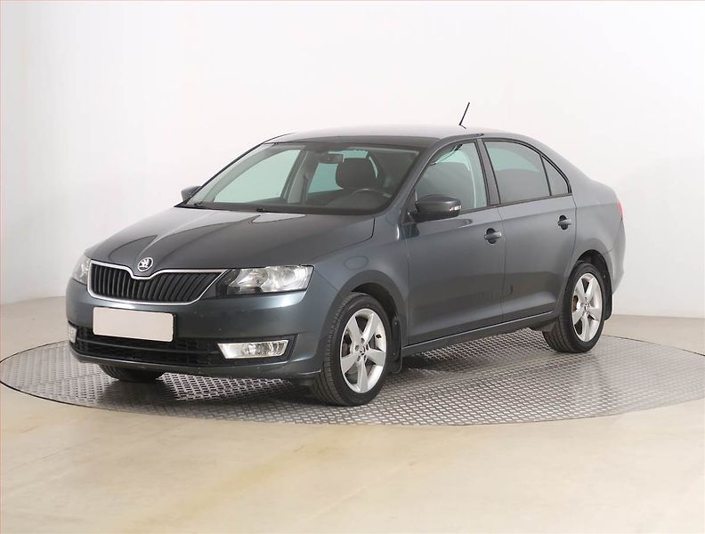 Škoda Rapid (2016) Style 1.2 TSI, Xenony - fotka 2 z 17