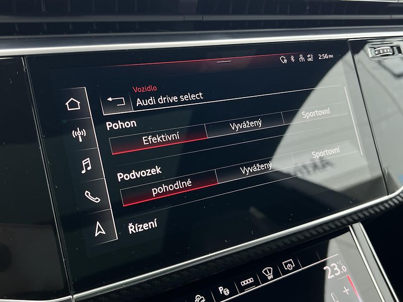 Audi Q8 55 TFSi QUATTRO S-LINE, TAŽNÉ - fotka 18 z 29