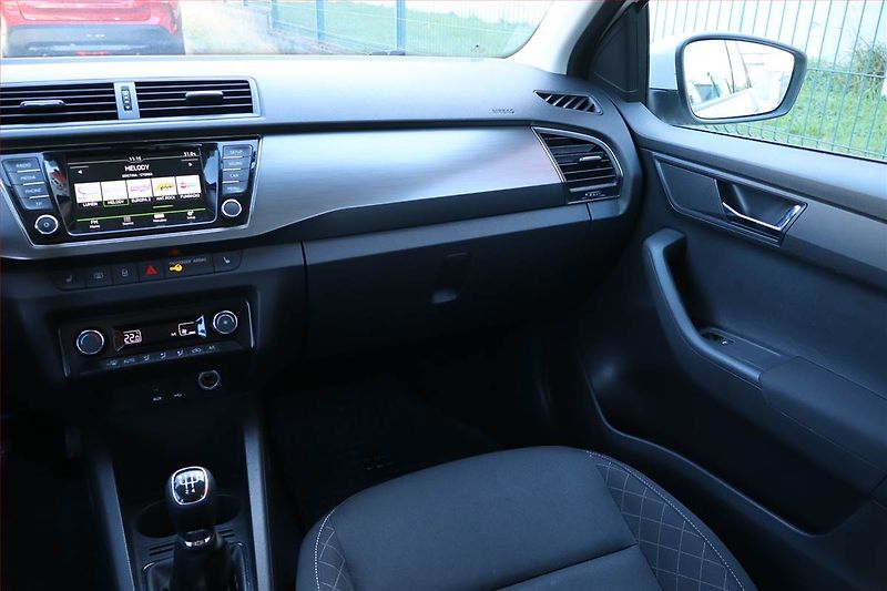 Škoda Fabia (2016) 1.4 TDI, Serv.kniha, Tempomat - fotka 8 z 22